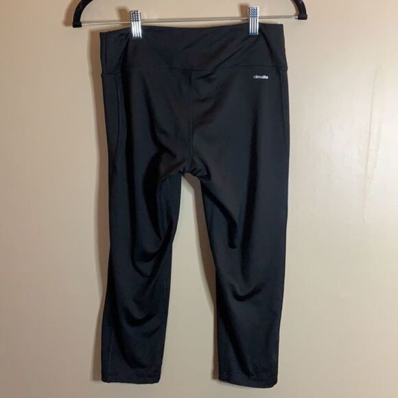 Adidas Black Capri Pants size Small - Picture 2 of 4